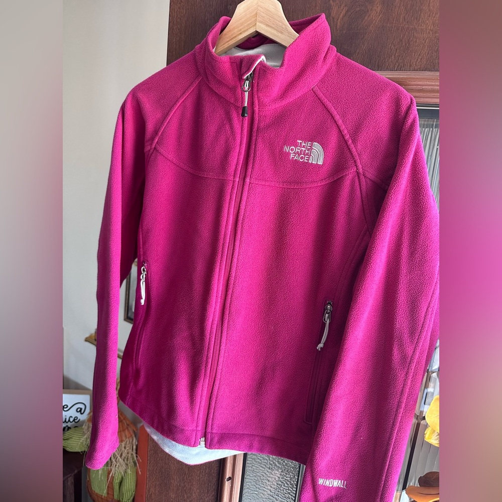 The North Face Juniors Medium Fleece Jacket